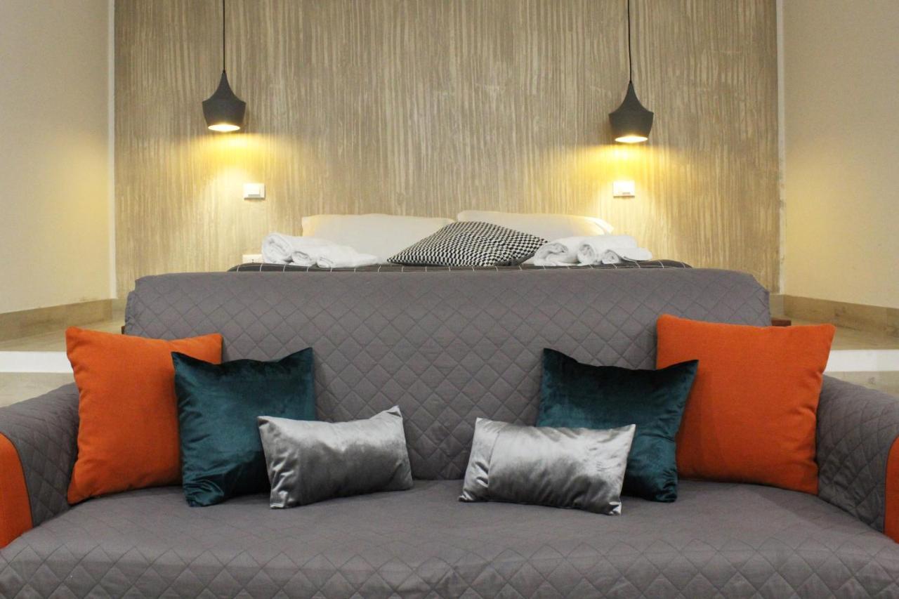 La Petite Famille Aparthotel Corchiano Екстериор снимка