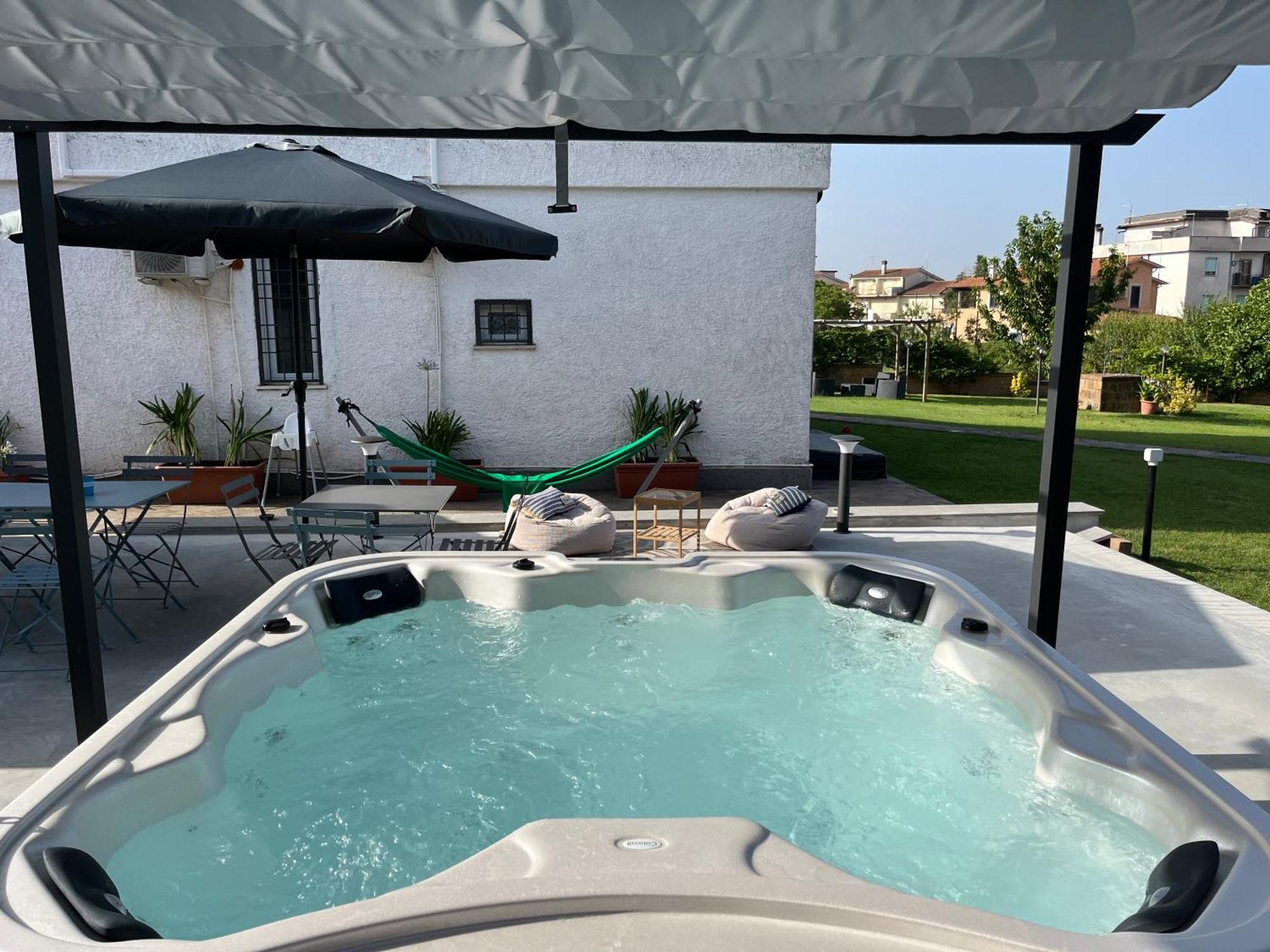 La Petite Famille Aparthotel Corchiano Екстериор снимка